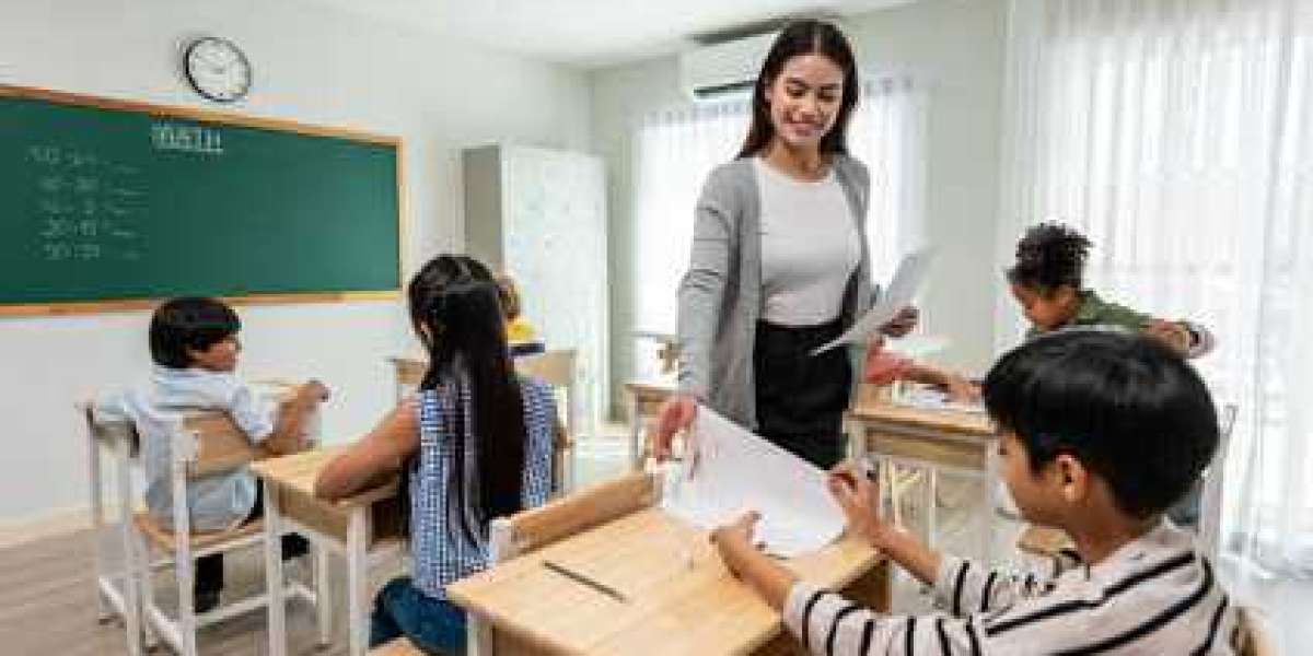 Finding the Right Mandarin Tutor in Singapore