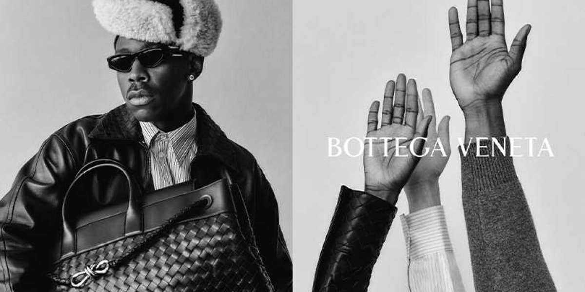 Bottega Veneta quilt patterns and the work of in his collections