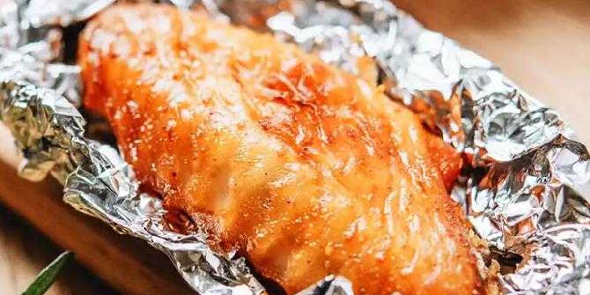 Why is High-Temperature Resistance Crucial for Food Service Foil?