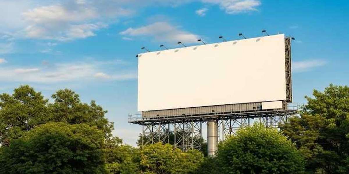 Hoarding Construction in Dubai: Secure, Compliant, and Strategic Site Protection