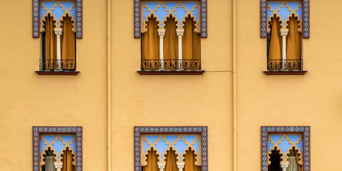 How Do Guillotine Windows Improve Ventilation, Safety, and Aesthetic Appeal in Buildings?